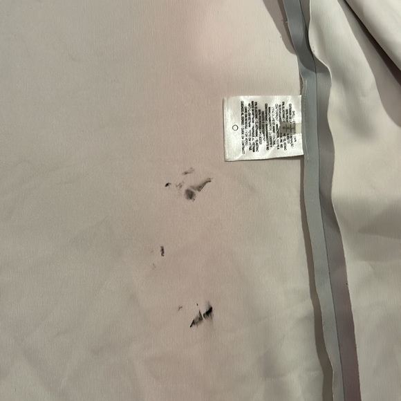 TAHARI over coat - Picture 6 of 6